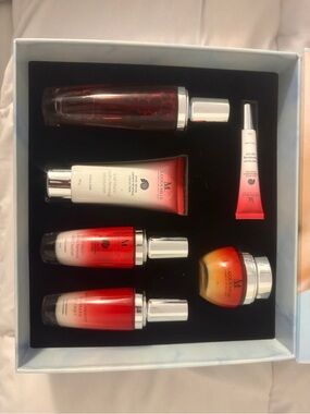 Latoua Mille skincare set